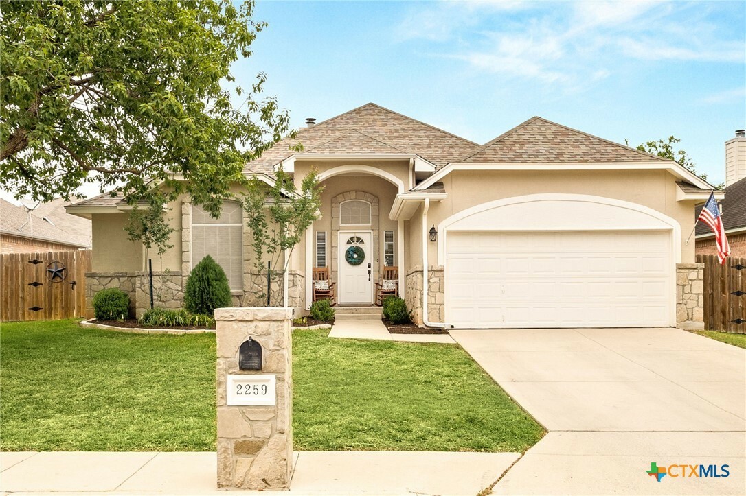 Property Photo: 2259 N Ranch Estates Boulevard TX 78130