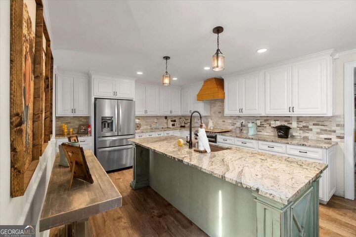 Property Photo:  220 Highway 172  GA 30628 