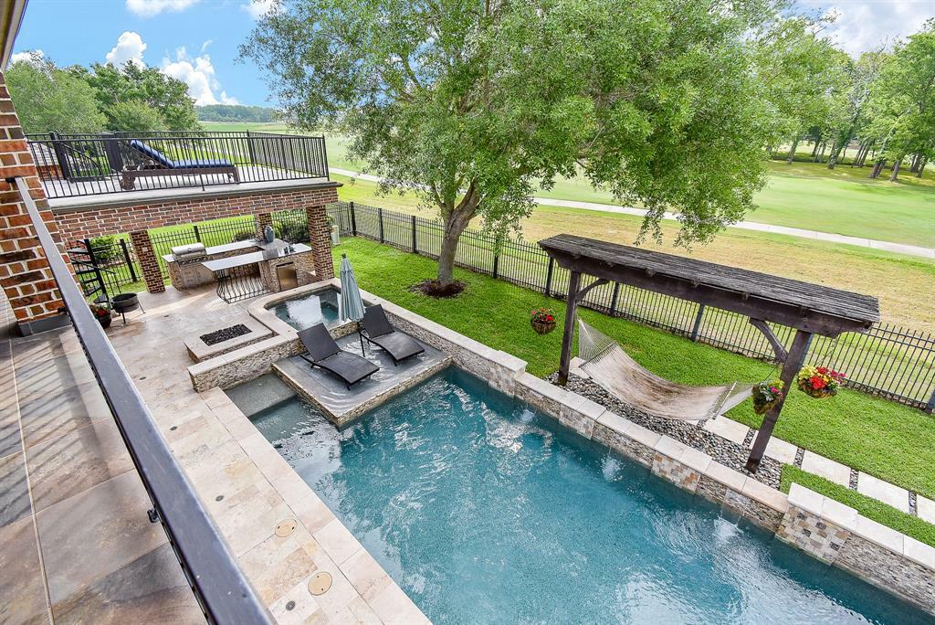Property Photo: 8615 Chickasaw Plum Way TX 77494