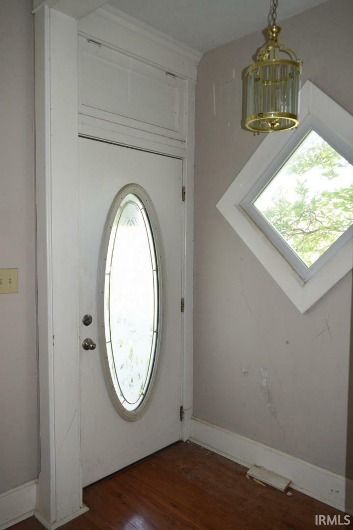 Property Photo: 1023 Hercules Avenue IN 47711