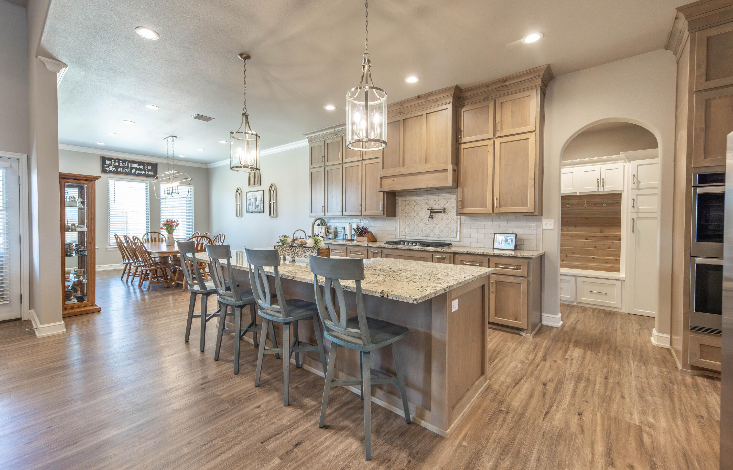 Property Photo:  4403 103rd Street  TX 79424 