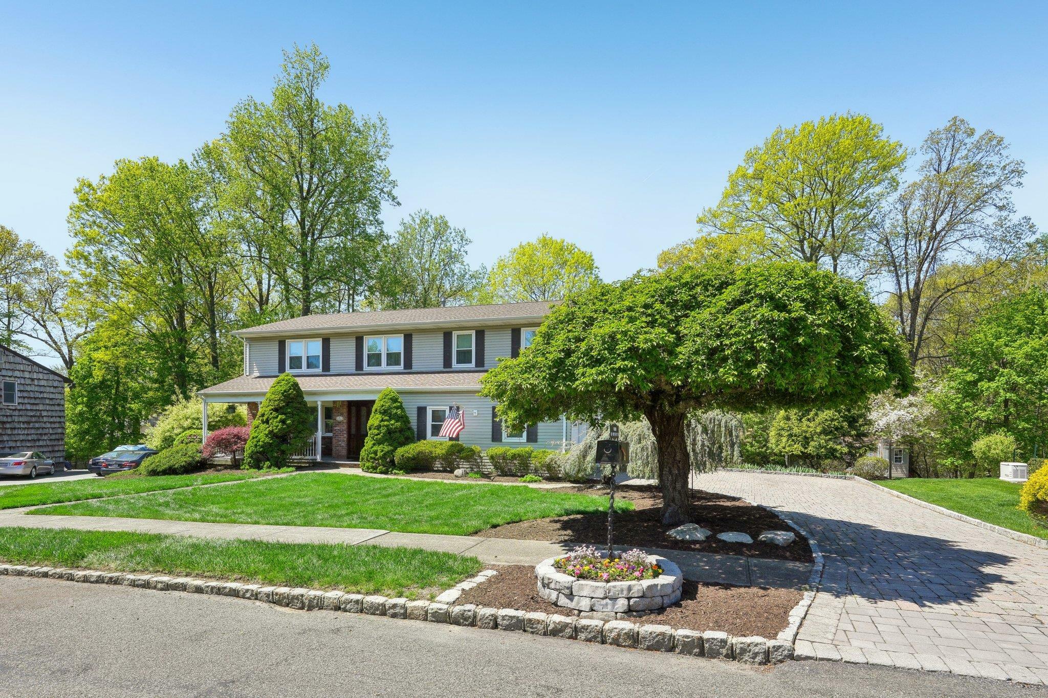 Property Photo:  49 Minuteman Circle  NY 10962 