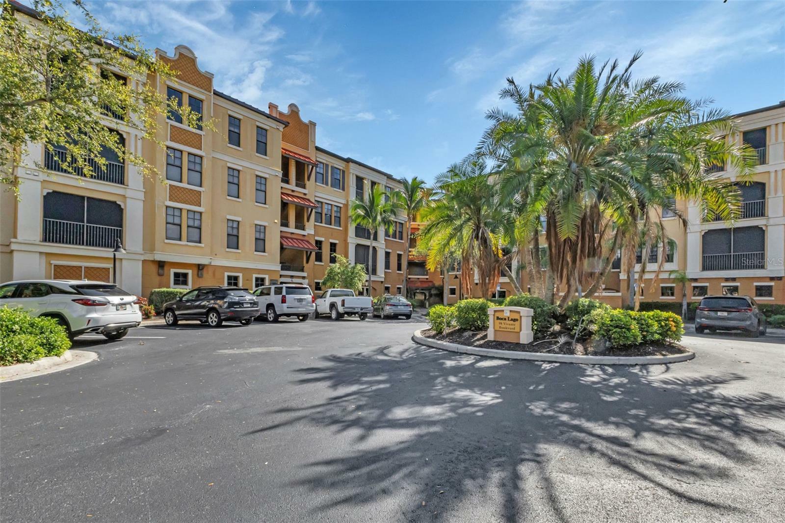 Property Photo: 98 Vivante Boulevard 9834 FL 33950