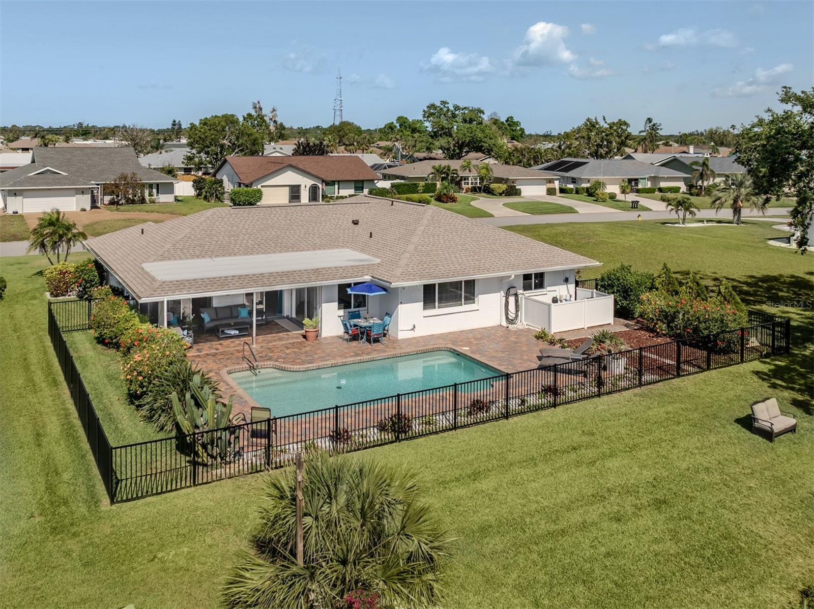 Property Photo:  1232 Pine Needle Road  FL 34285 