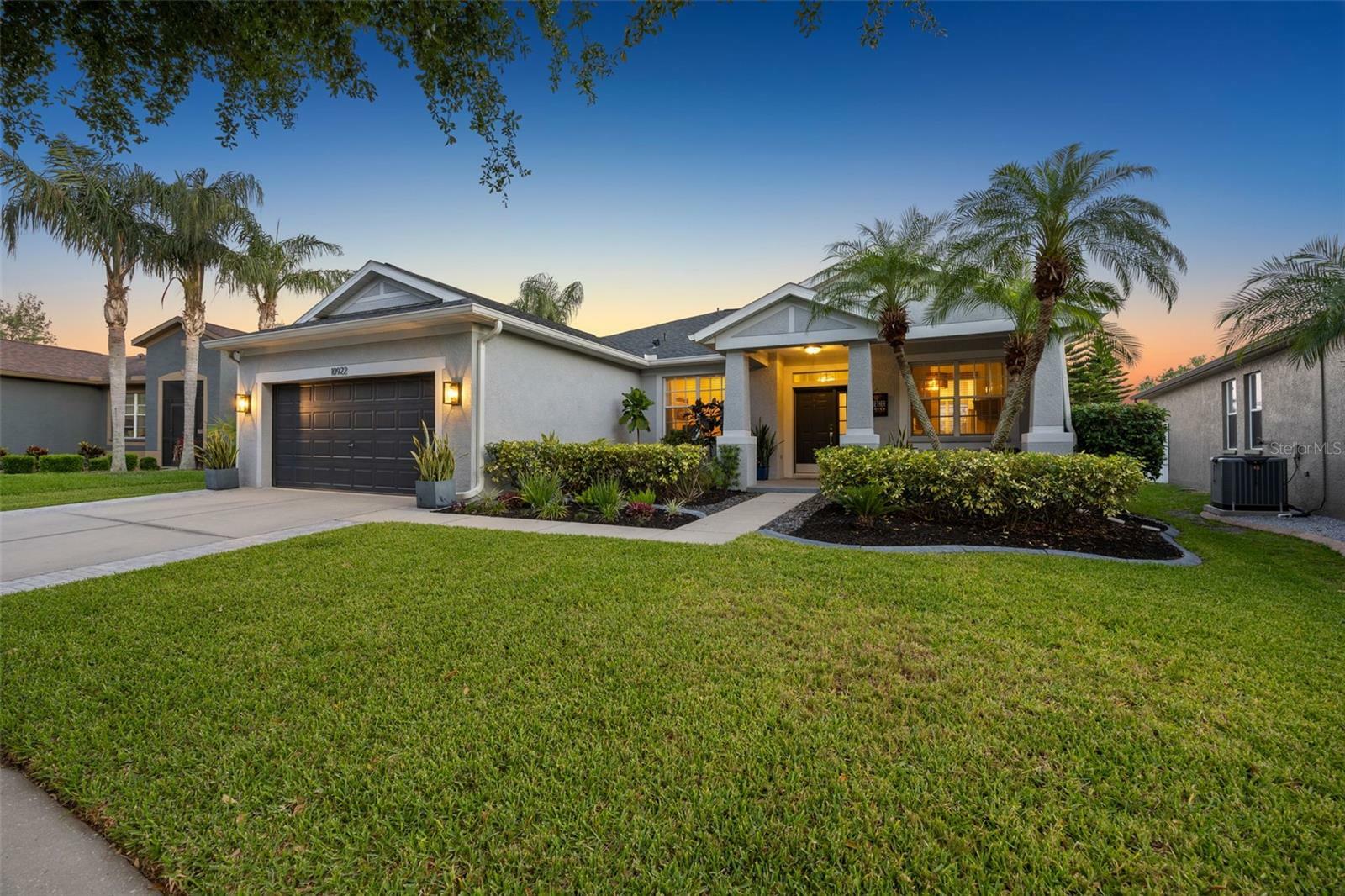 Property Photo: 10922 Holly Cone Drive FL 33569