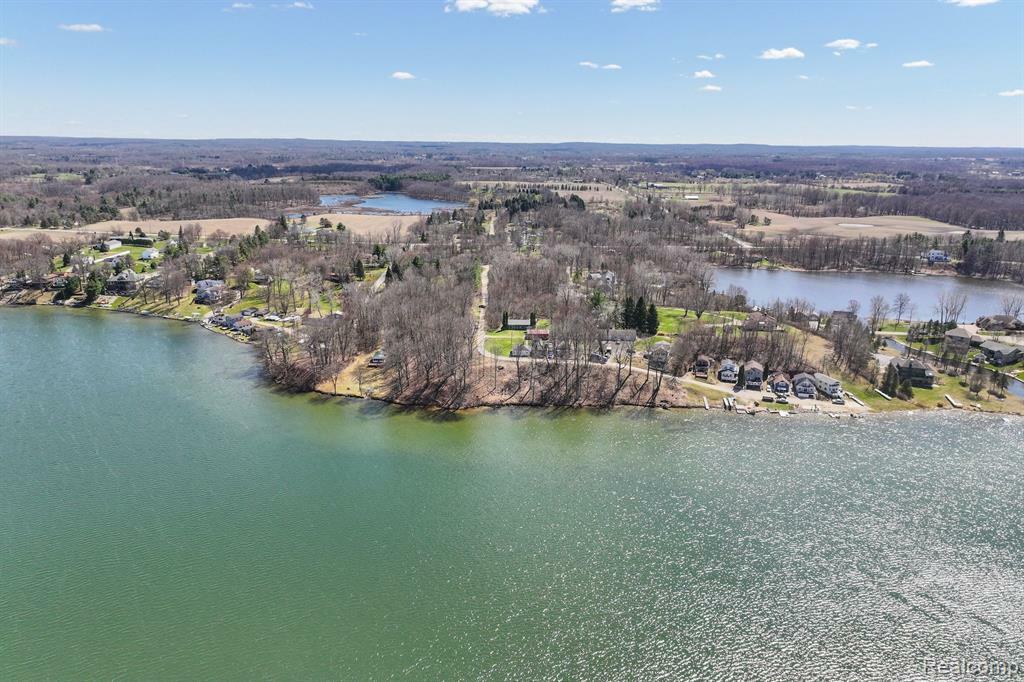Property Photo: 3931 S Shore Drive MI 48446 9609