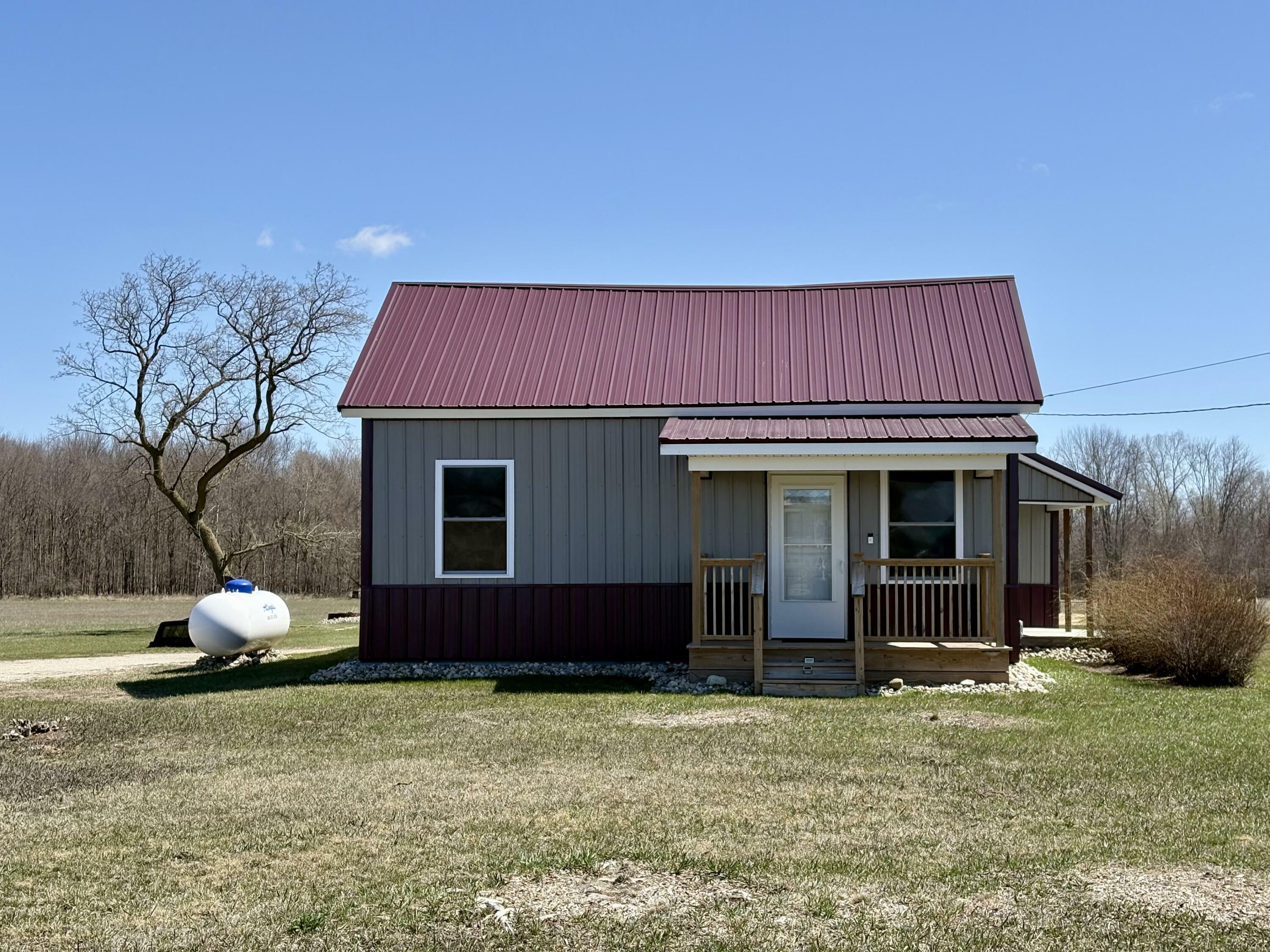 Property Photo: 4925 S Mount Hope Road MI 48811