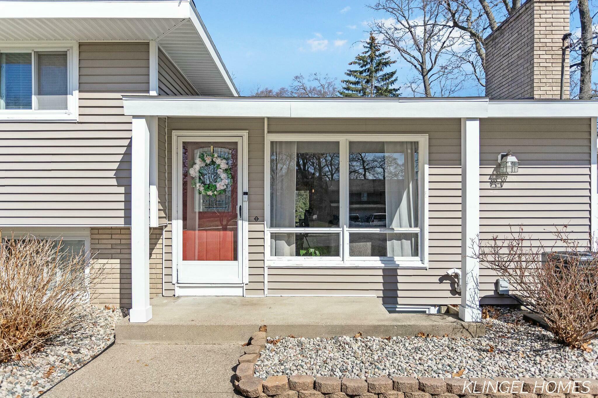 Property Photo: 3042 Leon Street MI 49441