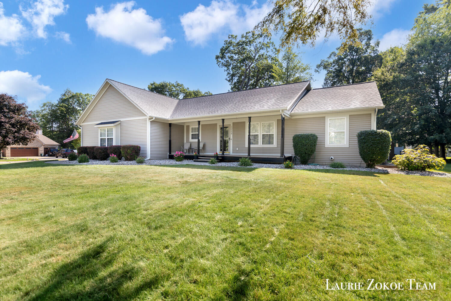 Property Photo: 13548 Greenbriar Drive MI 49417