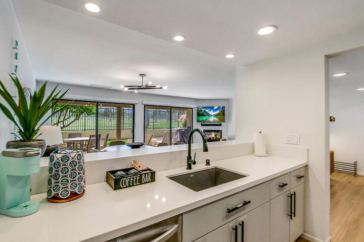 Property Photo:  73879 Club Circle Dr 150  CA 92260 