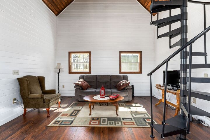 Property Photo: 1085 Henegar Rd TN 37357