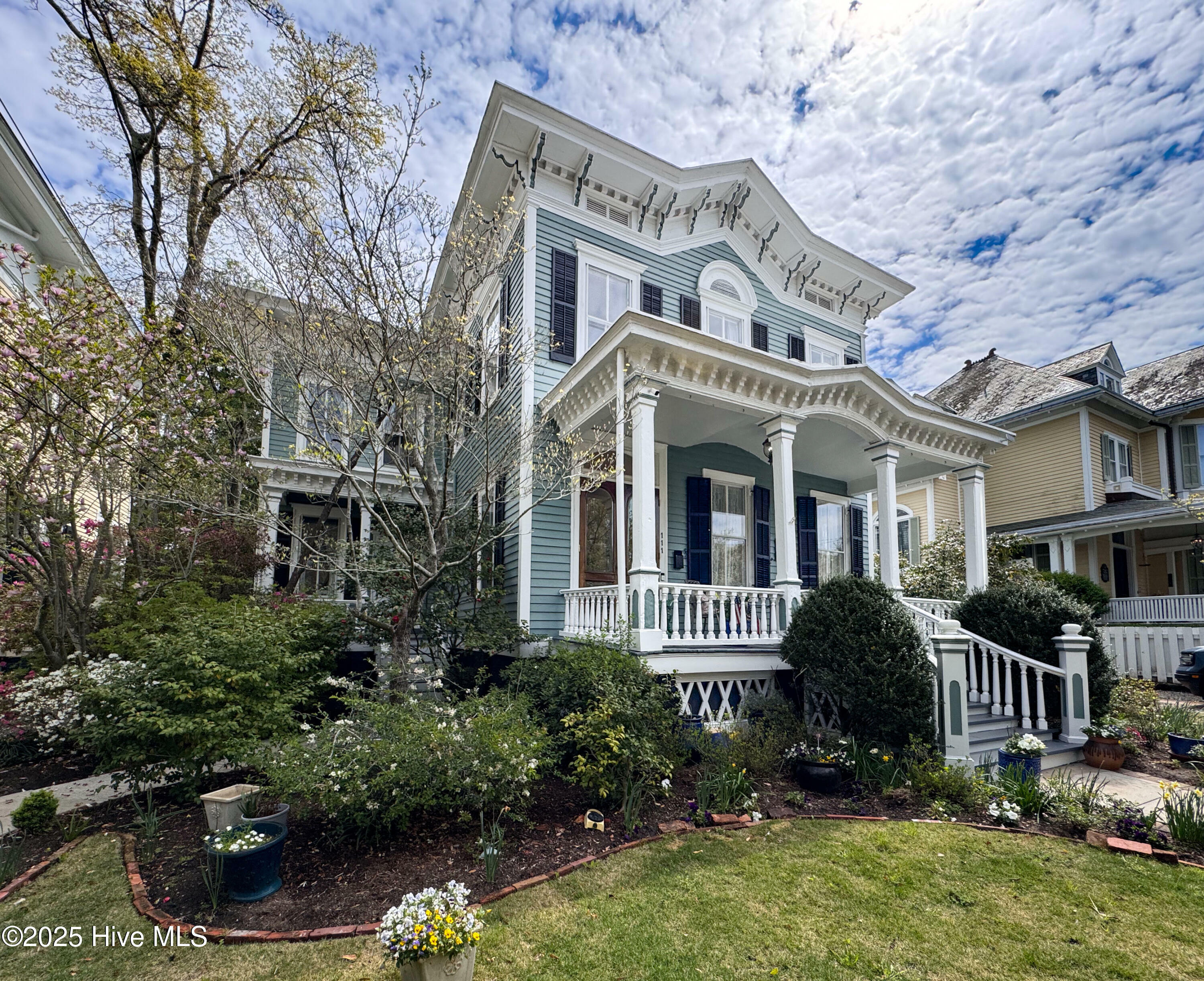 Property Photo: 111 S 4th Street NC 28401