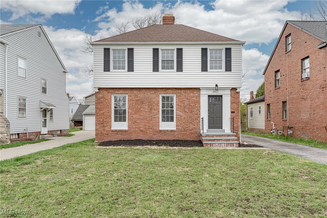 3657 Berkeley Road  Cleveland Heights OH 44118 photo