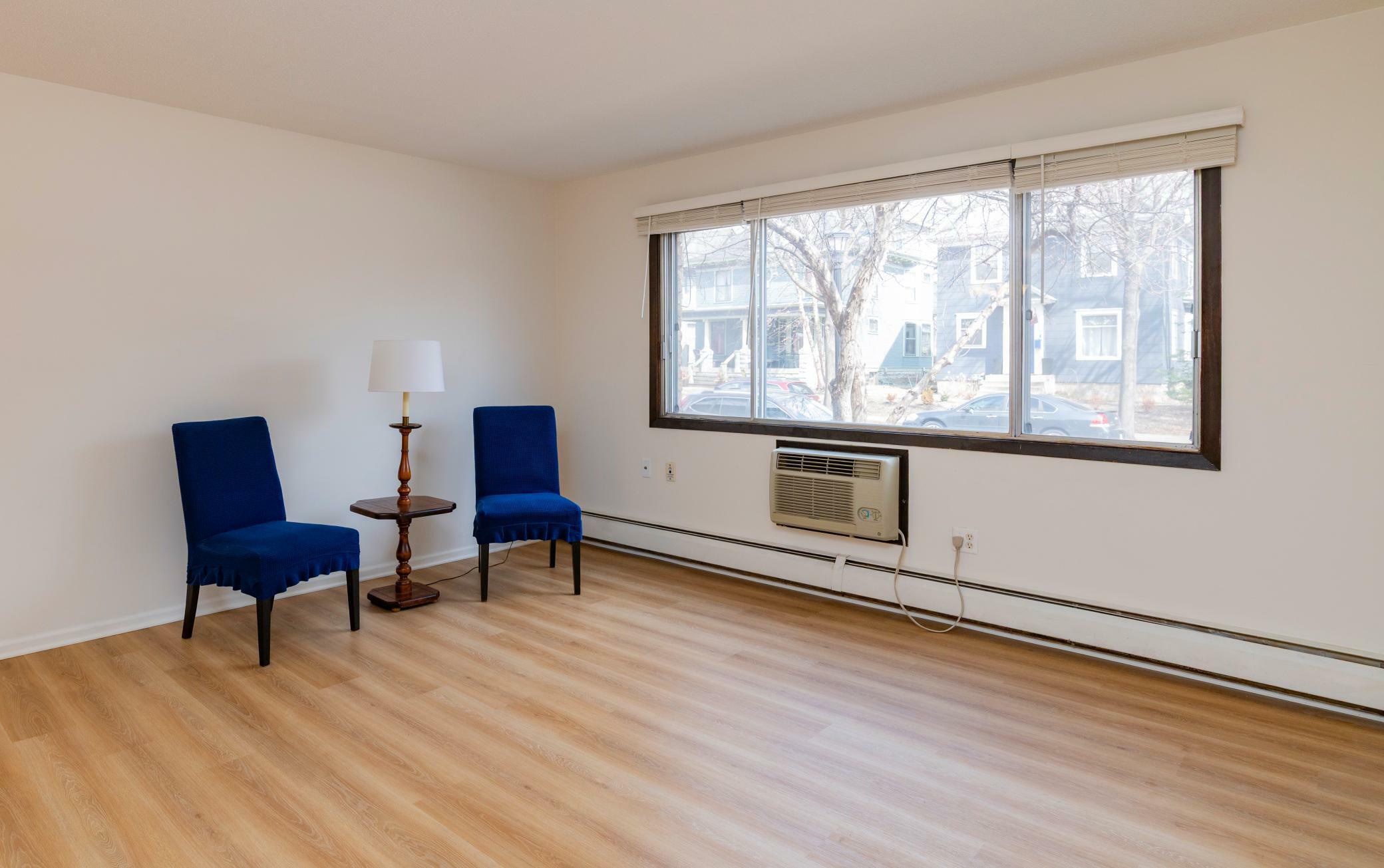Property Photo: 2446 Aldrich Avenue S 111 MN 55405