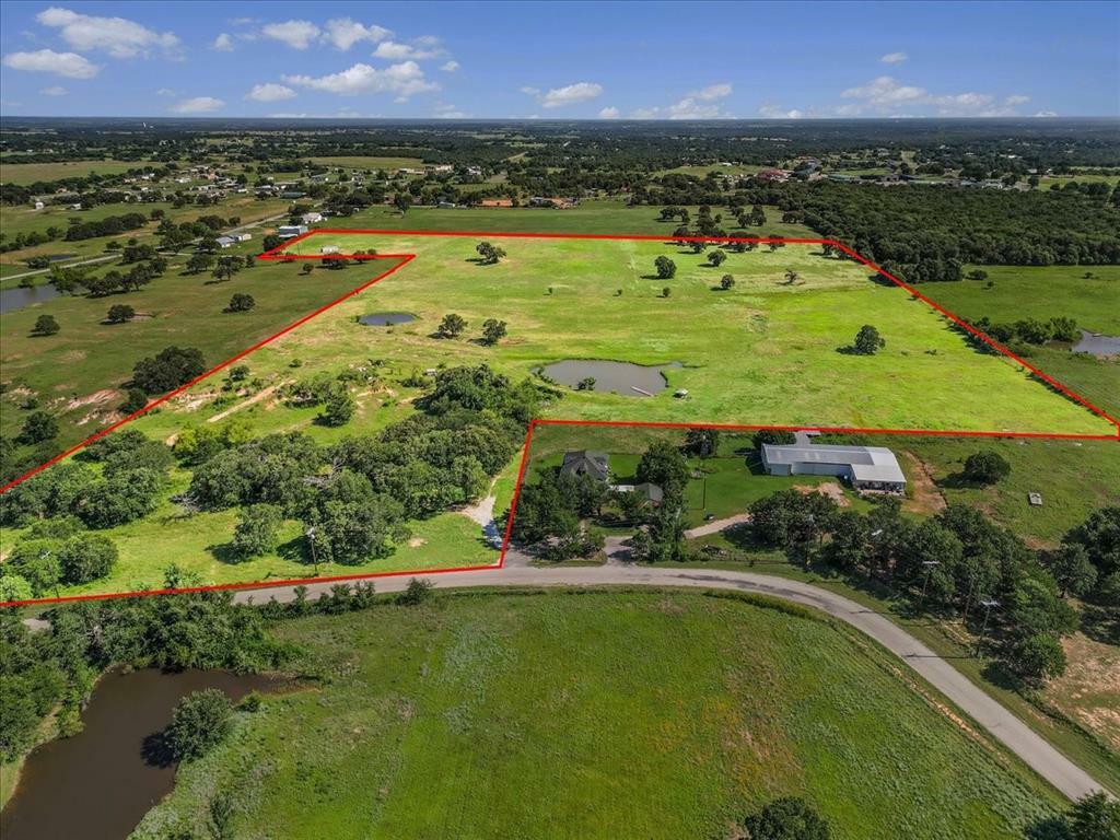 Property Photo: 1330 Midway Drive TX 76082