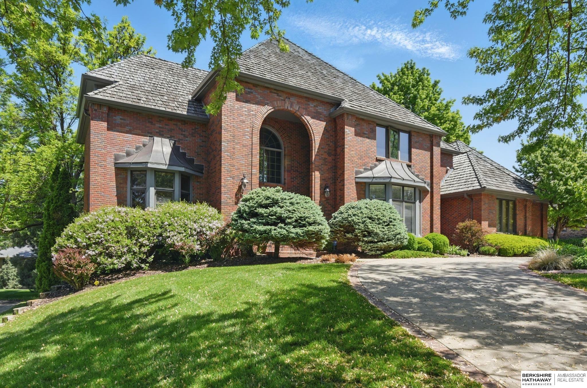 9944 Broadmoor Road  Omaha NE 68114 photo