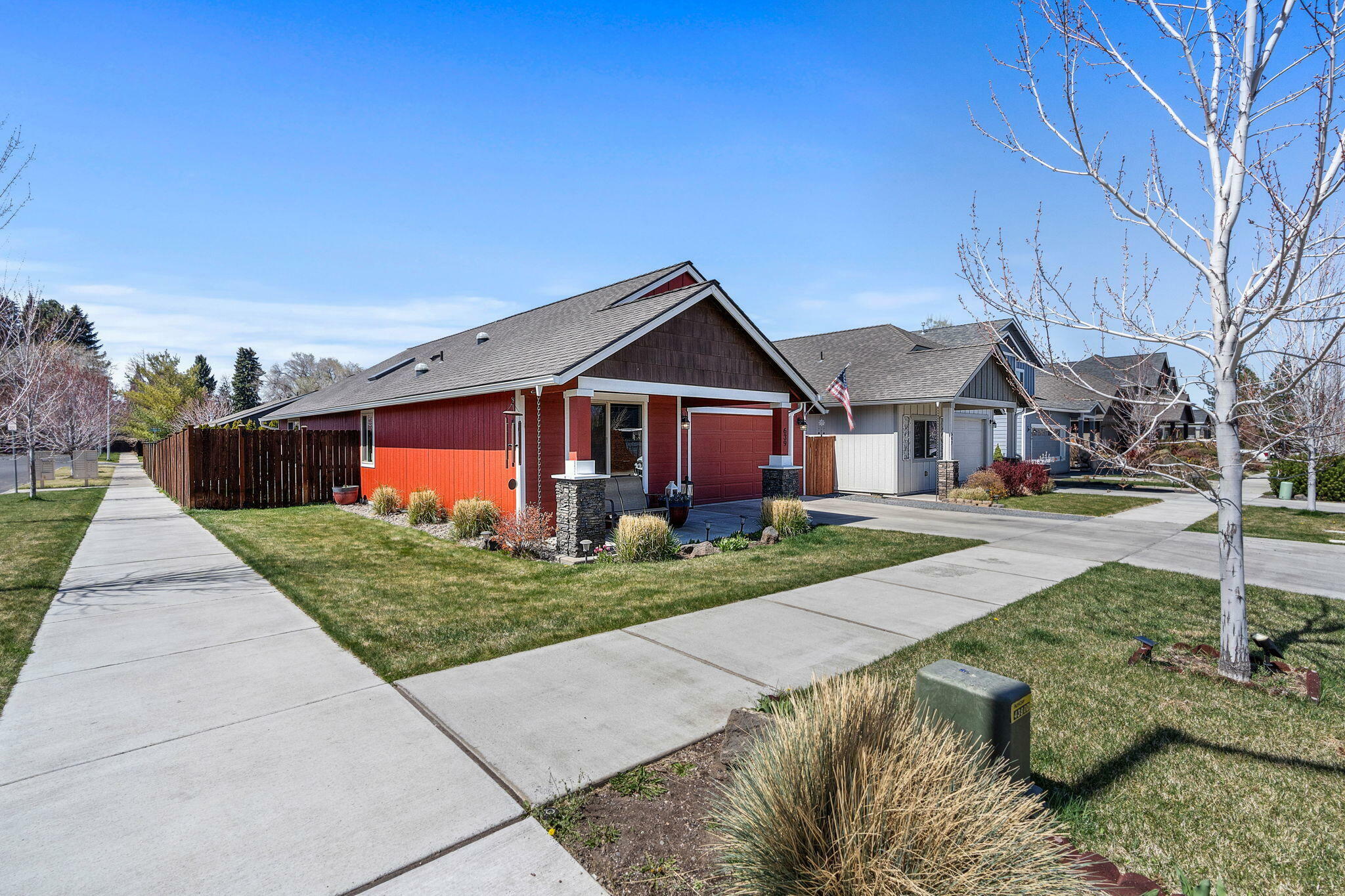 Property Photo: 639 NE Providence Drive OR 97701