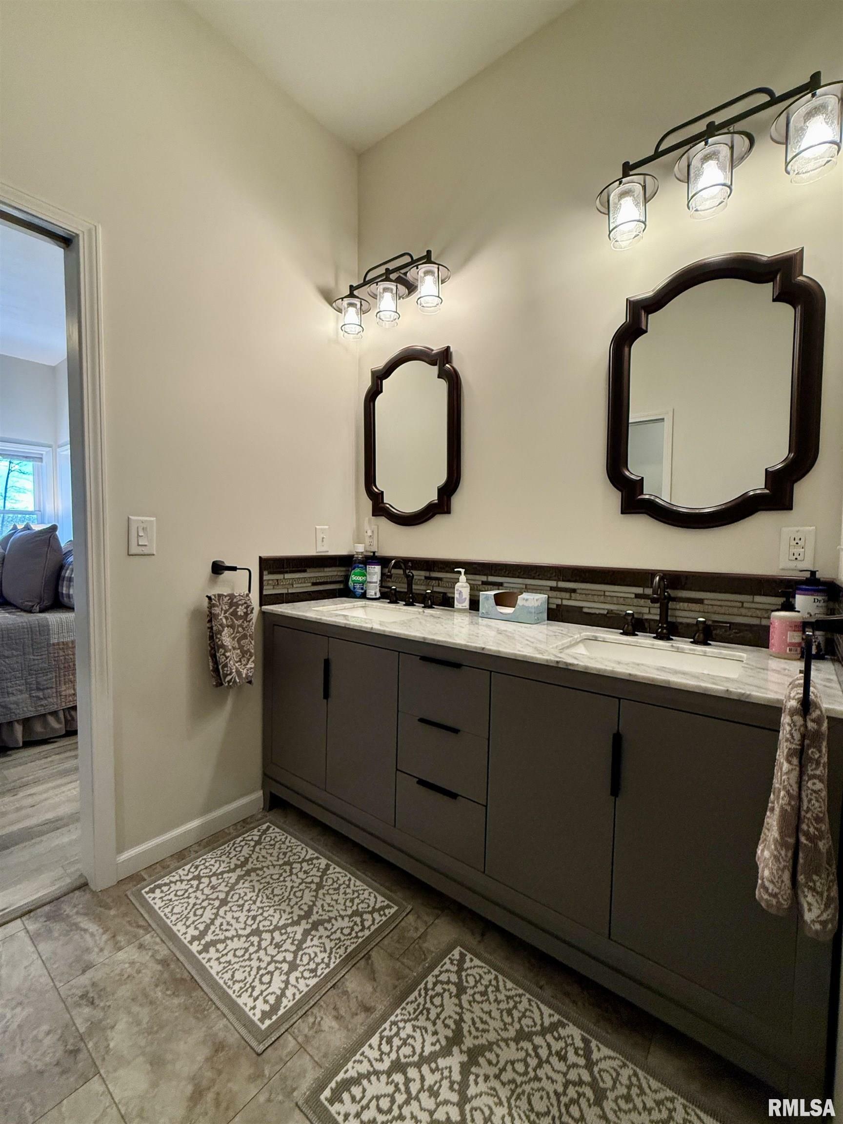Property Photo: 1230 Steakhouse Road IL 61448