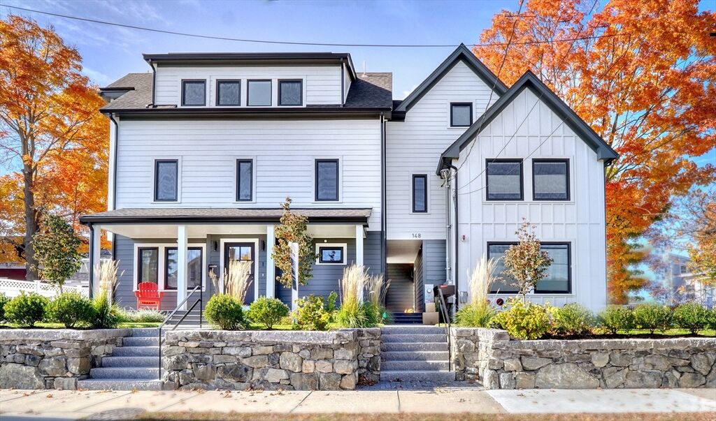 Property Photo: 148 Myrtle 1 MA 02176