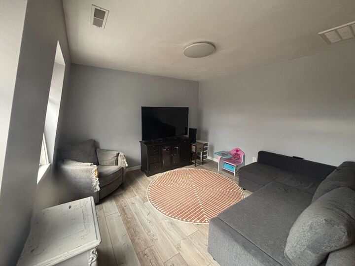 Property Photo: 4 Pearl St 5 MA 01432