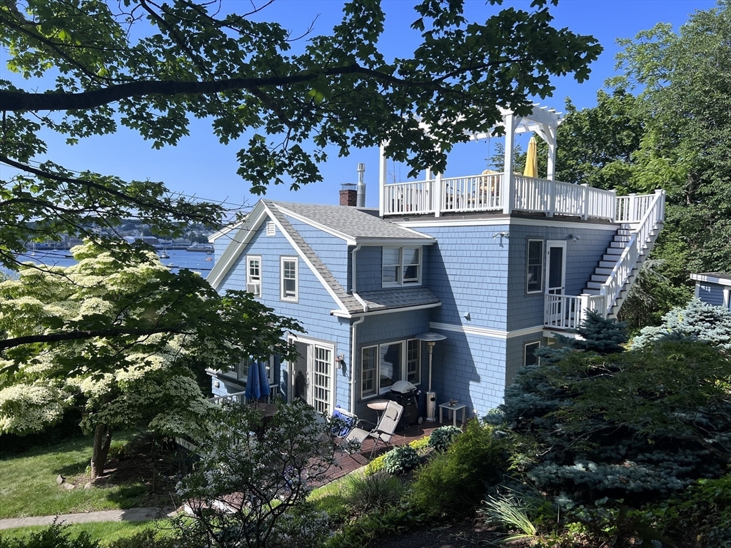 210 East Main  Gloucester MA 01930 photo