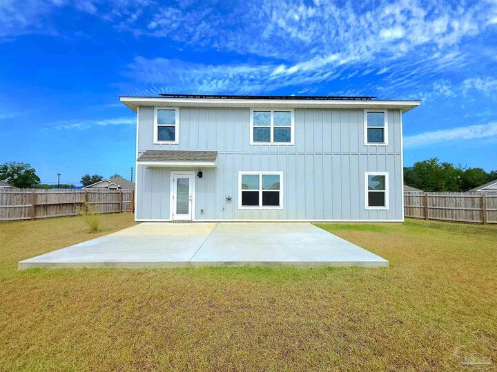Property Photo:  805 Otto Loop  FL 32539 