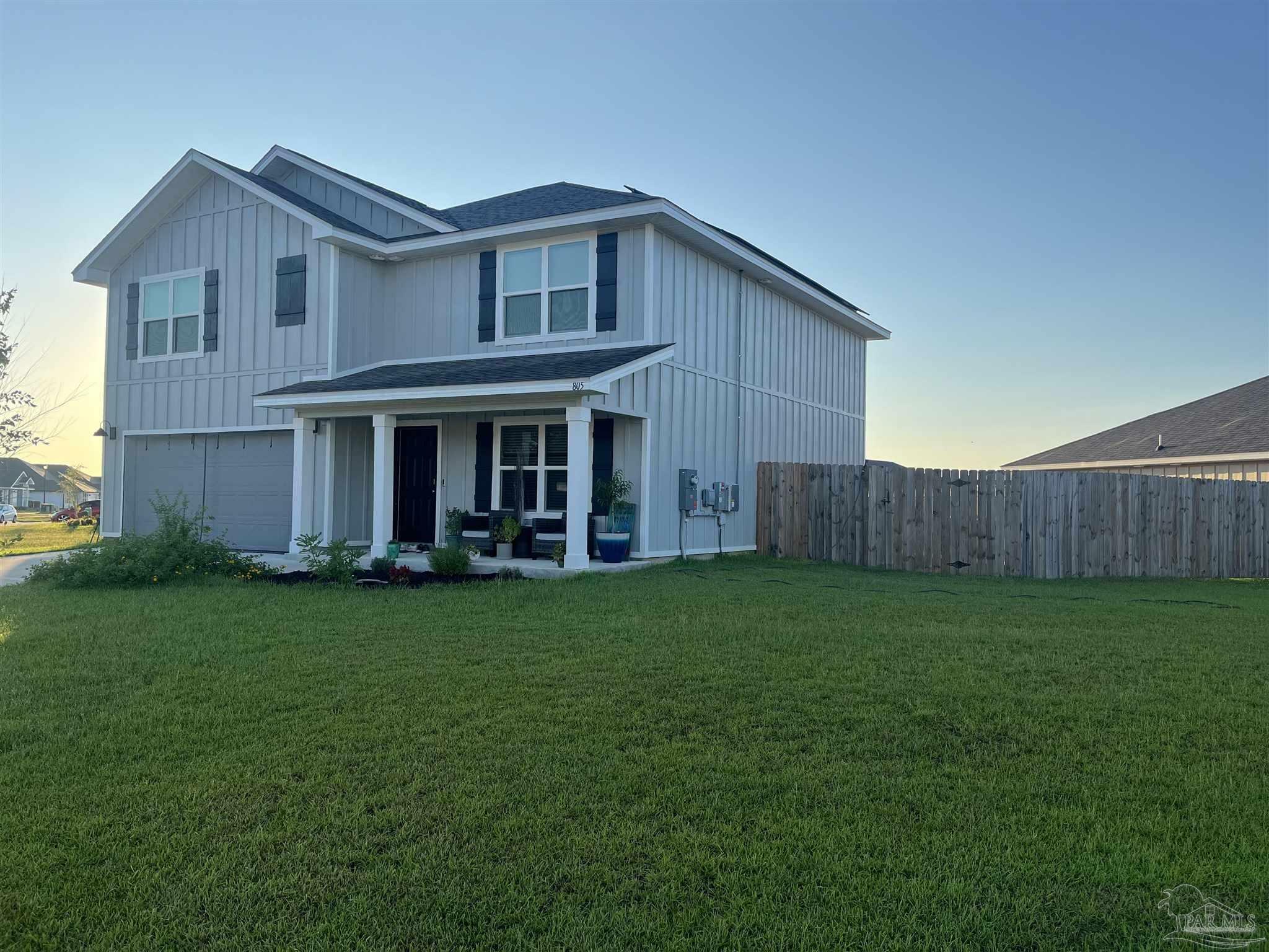 Property Photo: 805 Otto Loop FL 32539
