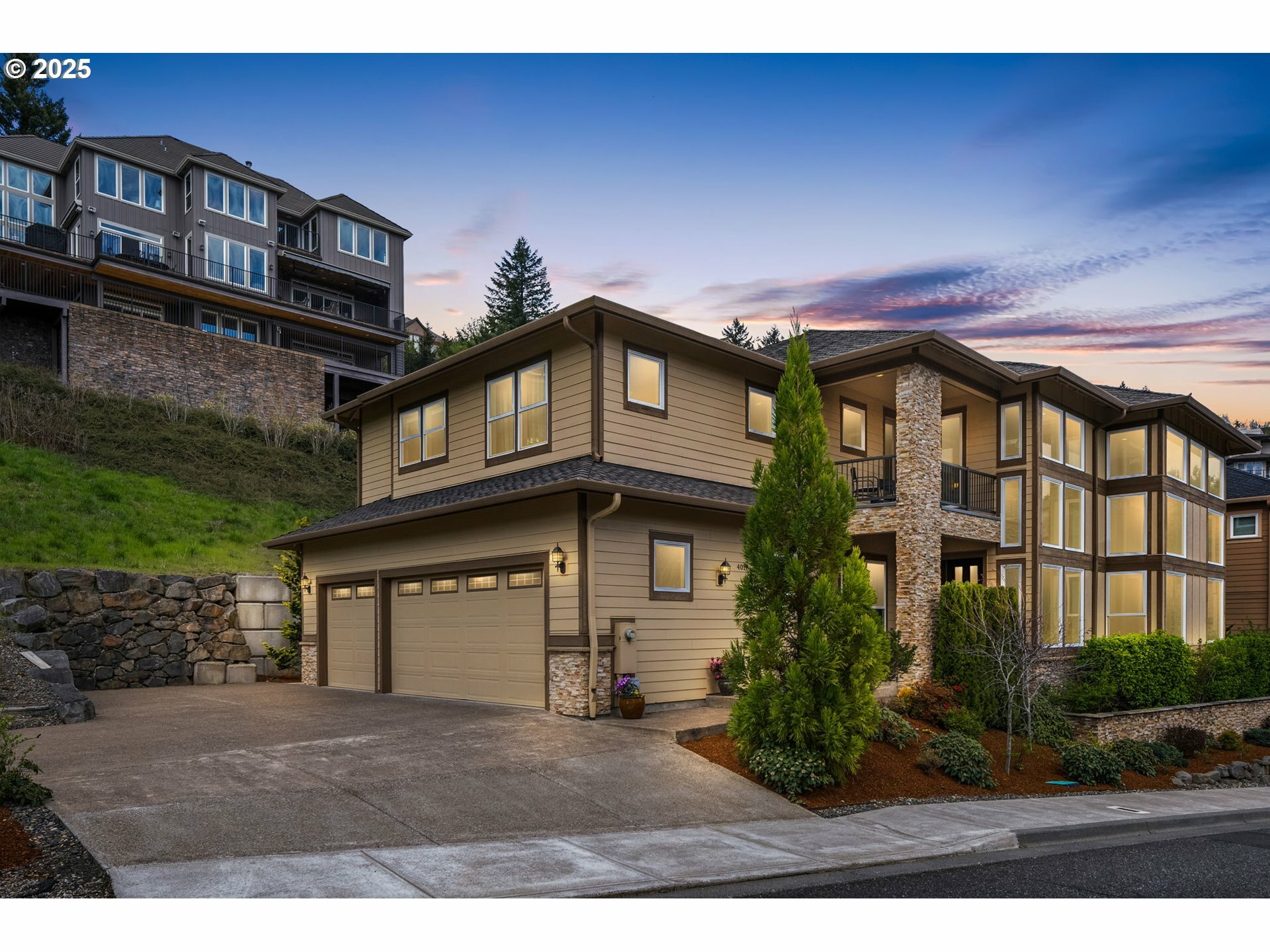 4018 NW Riggs Dr  Portland OR 97229 photo