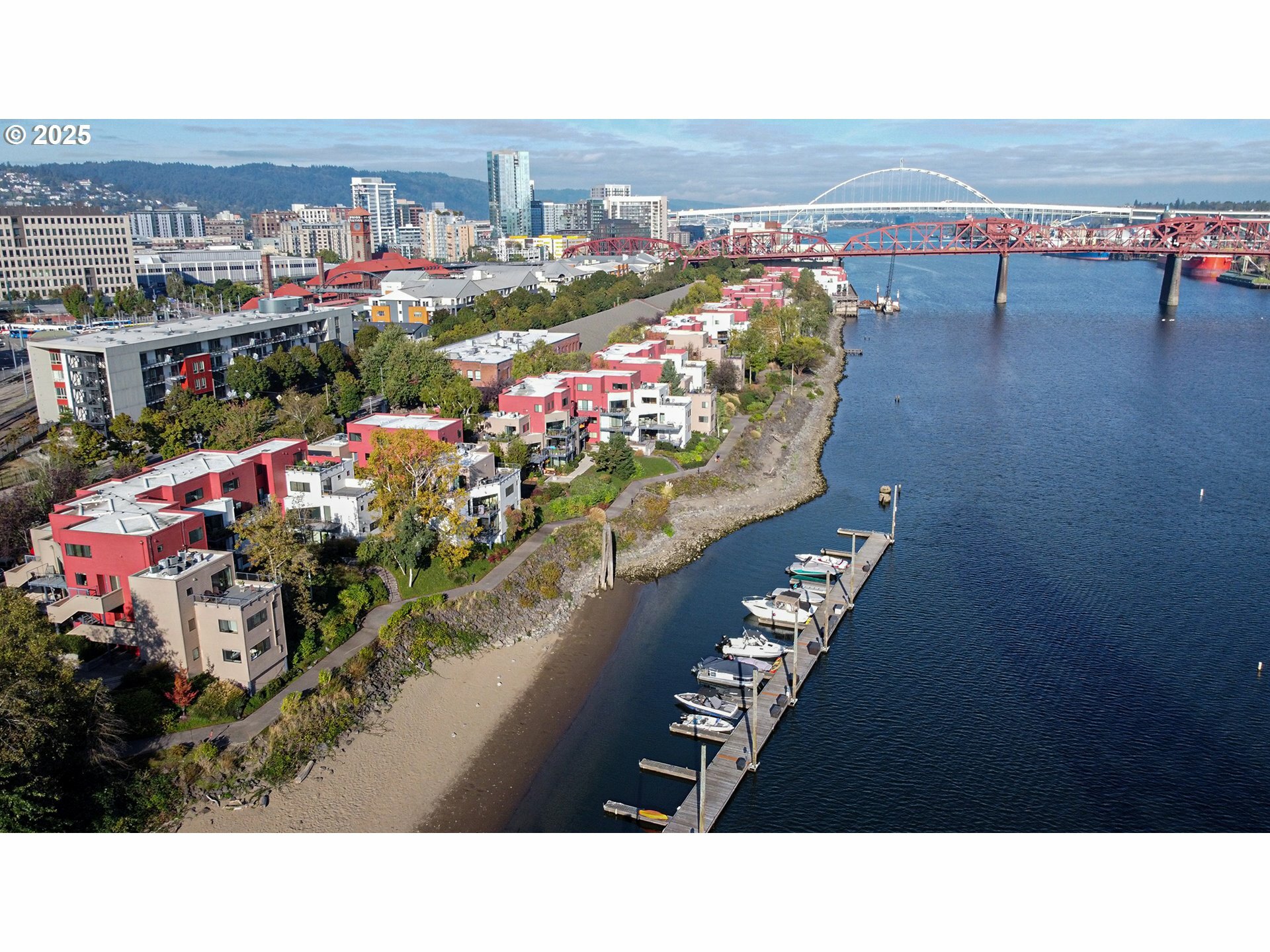 Property Photo: 620 NW Naito Pkwy B12 OR 97209