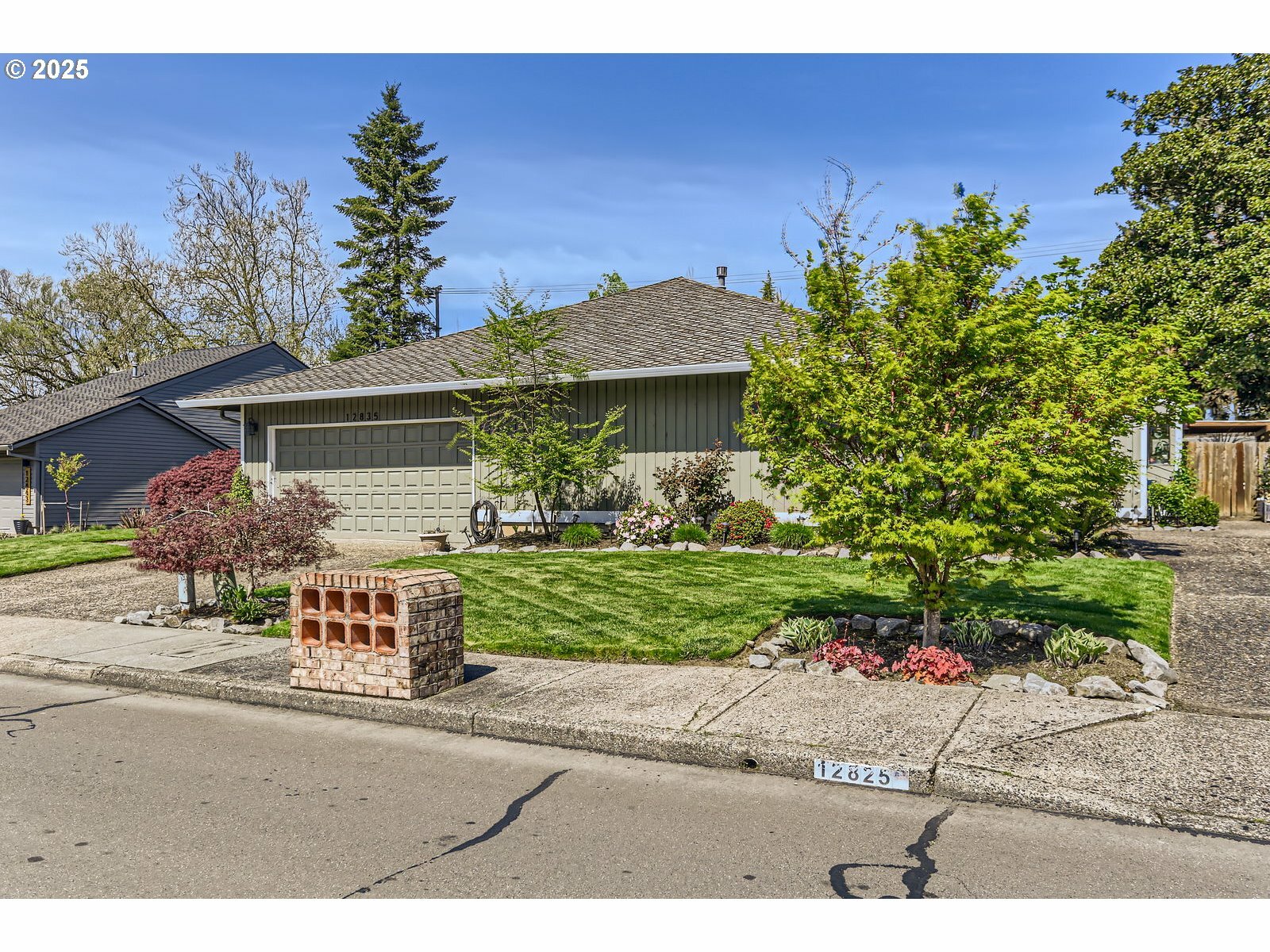 Property Photo: 12835 SW Chicory Ct OR 97223