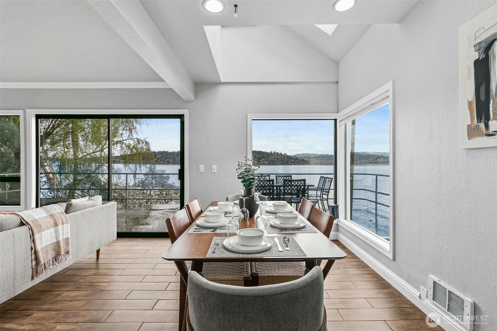Property Photo: 9750 Rainier Avenue S WA 98118