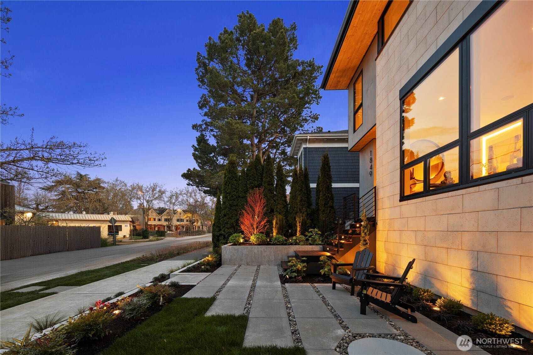 1829  41st Avenue E  Seattle WA 98112 photo