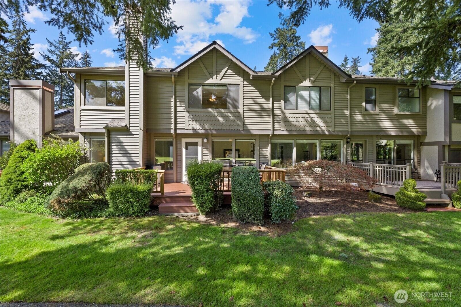 Property Photo:  16972  65th Lane NE  WA 98028 