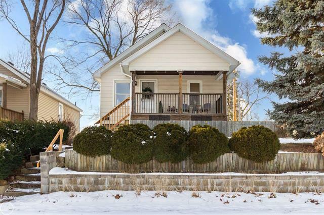 2817 Wright Street  Port Huron MI 48060 photo