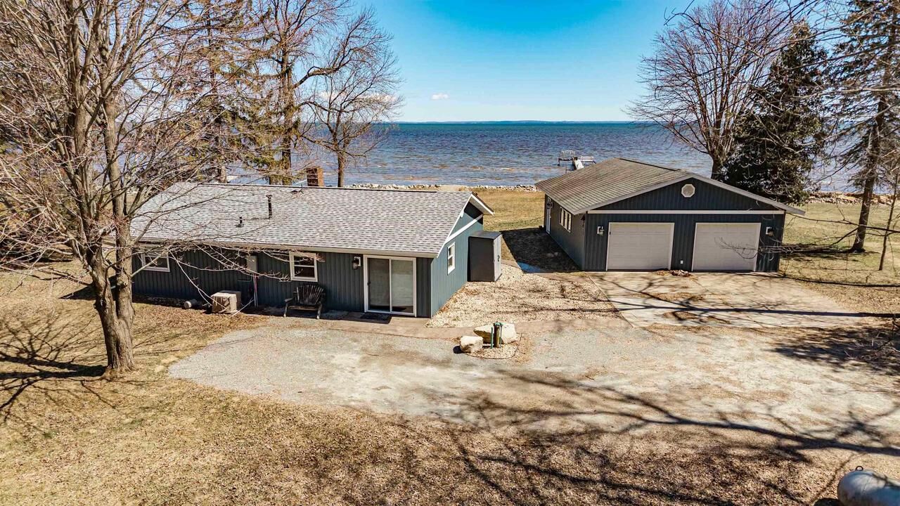 Property Photo:  3714 County Road S  WI 54141 