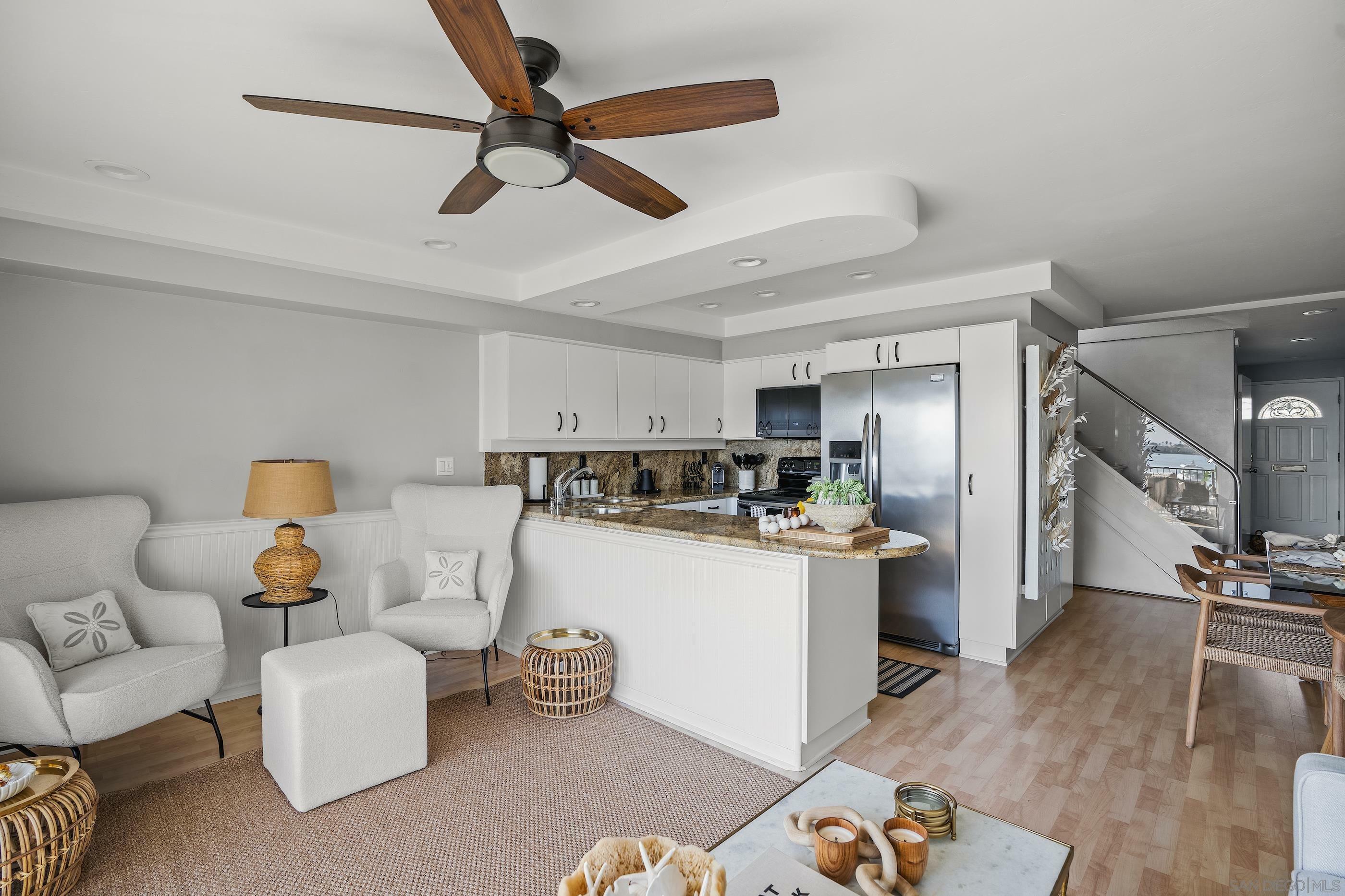 Property Photo: 1623 Glorietta Blvd CA 92118