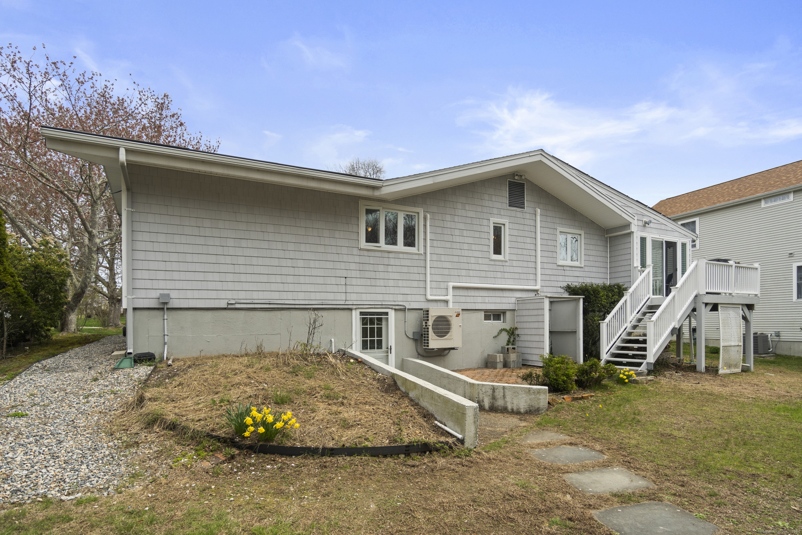 Property Photo: 33 Cottage Lane CT 06357