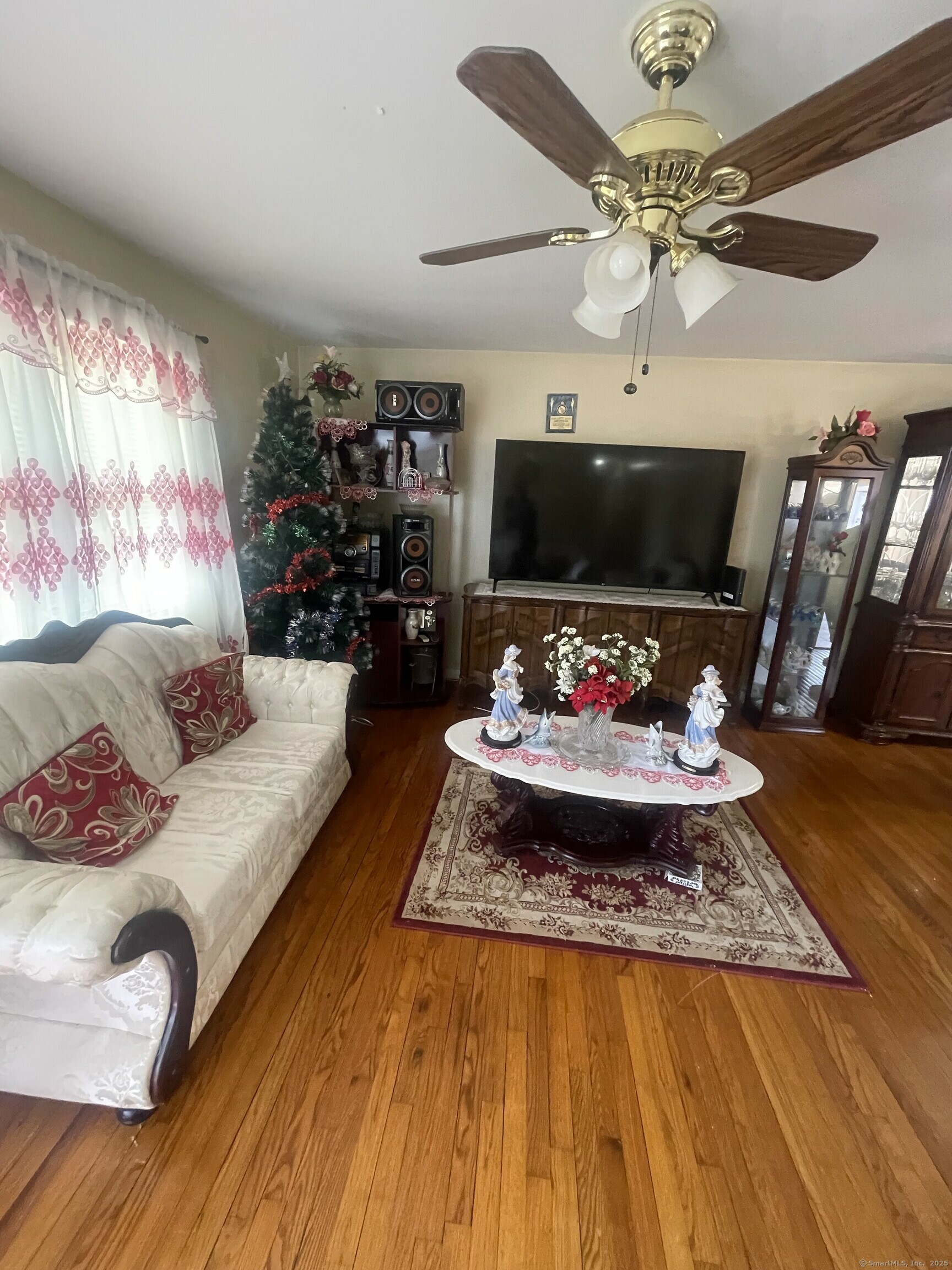 Property Photo:  338 Harding Avenue  CT 06615 