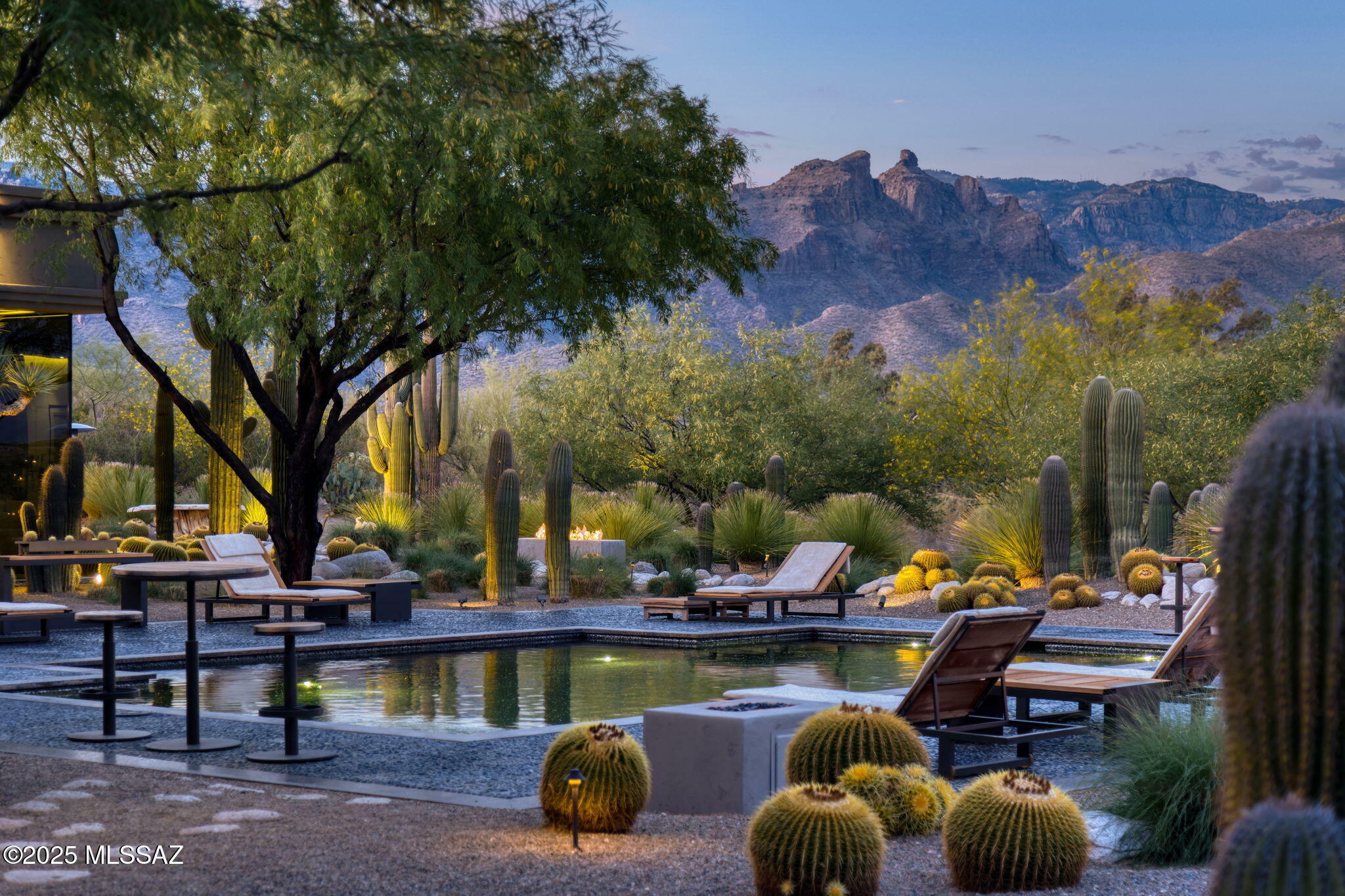 Property Photo: 3978 N Canyon Ranch Drive AZ 85750