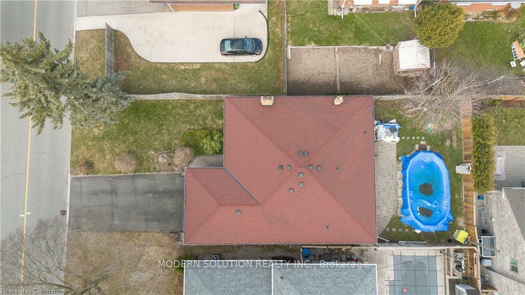 Property Photo: 3 Hartsdale Drive ON M9R 2S1