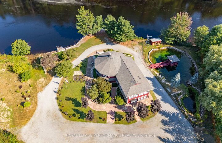 Property Photo: 1371 Victoria Street ON K8H 2E9