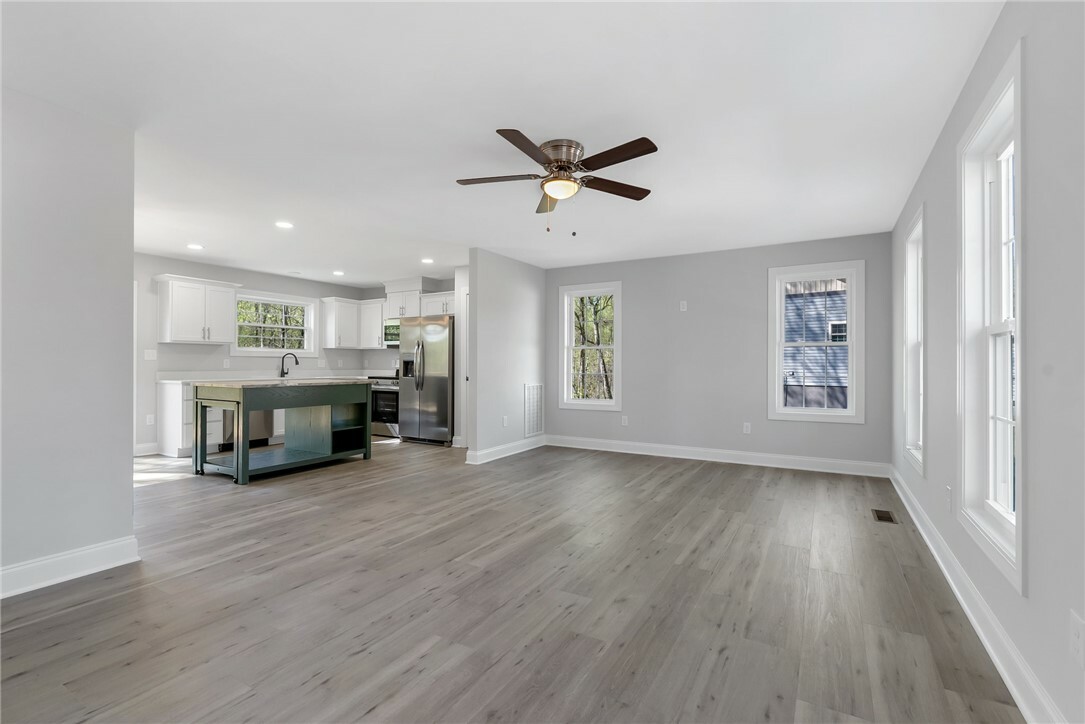 Property Photo: 3064 Woodale Circle SC 29678