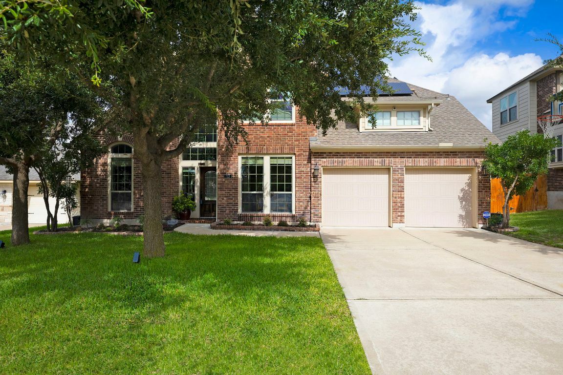Property Photo: 753 Wiltshire Drive TX 78634