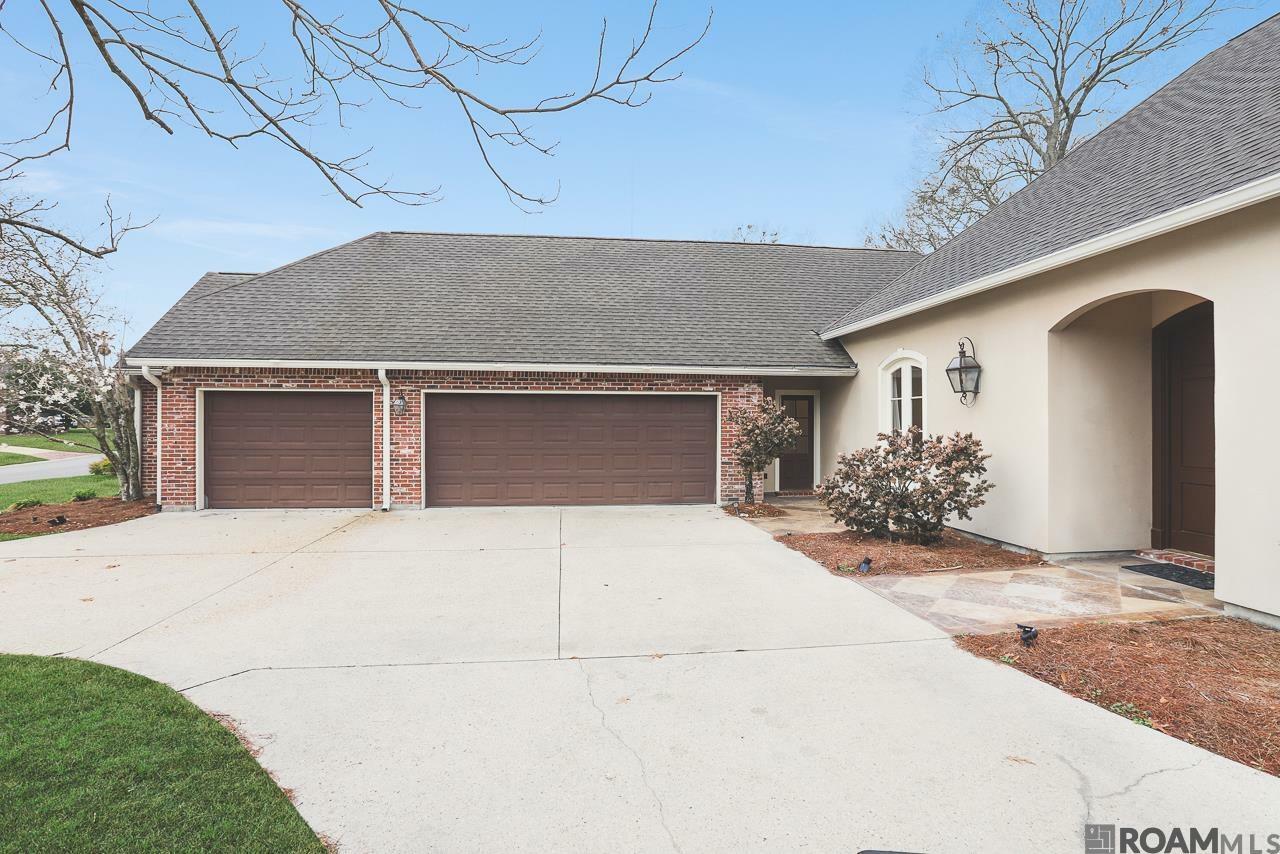 Property Photo: 2969 Laurel Plantation Ave LA 70820