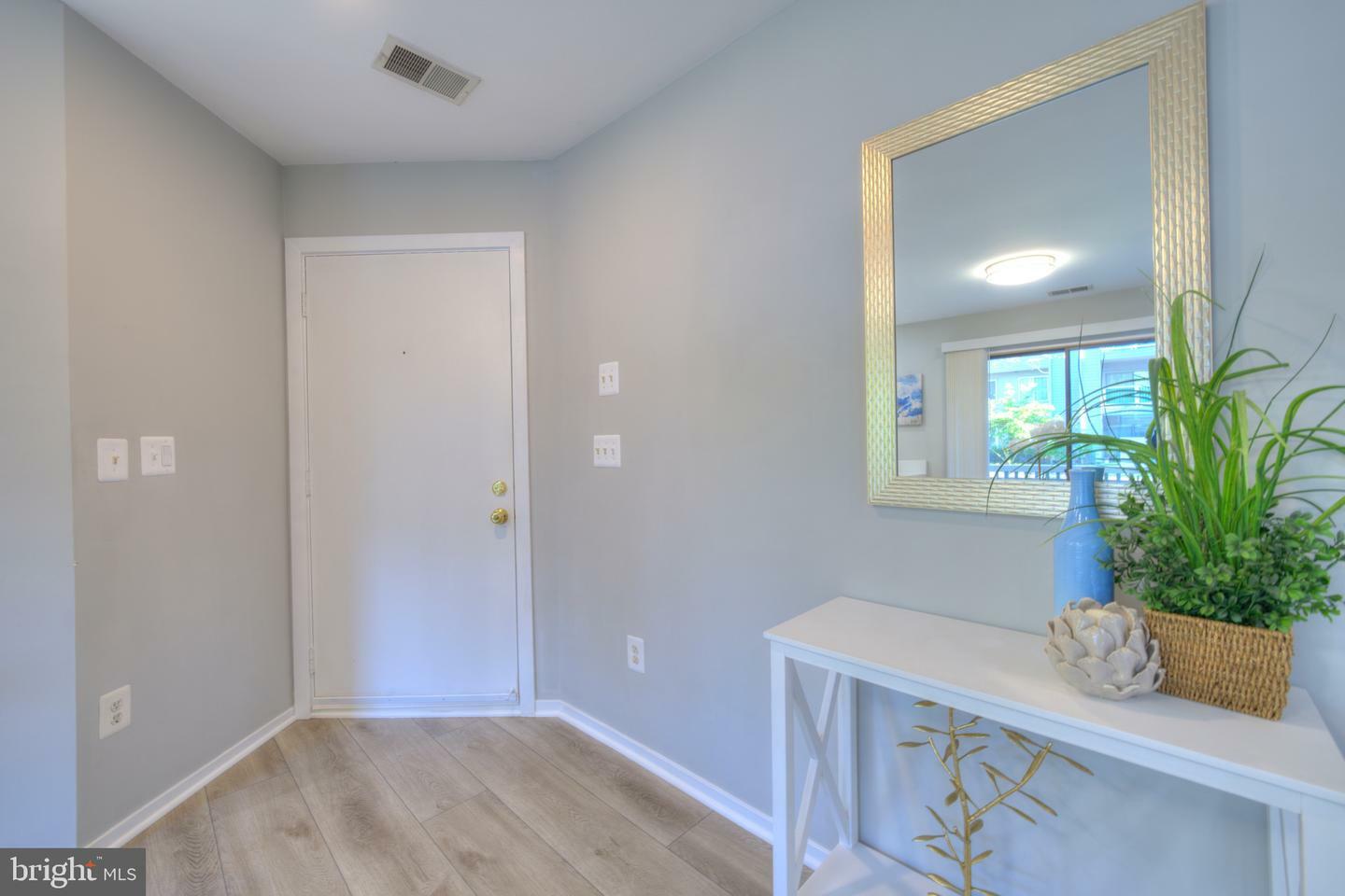 Property Photo: 11733 Summerchase Circle 1733A VA 20194