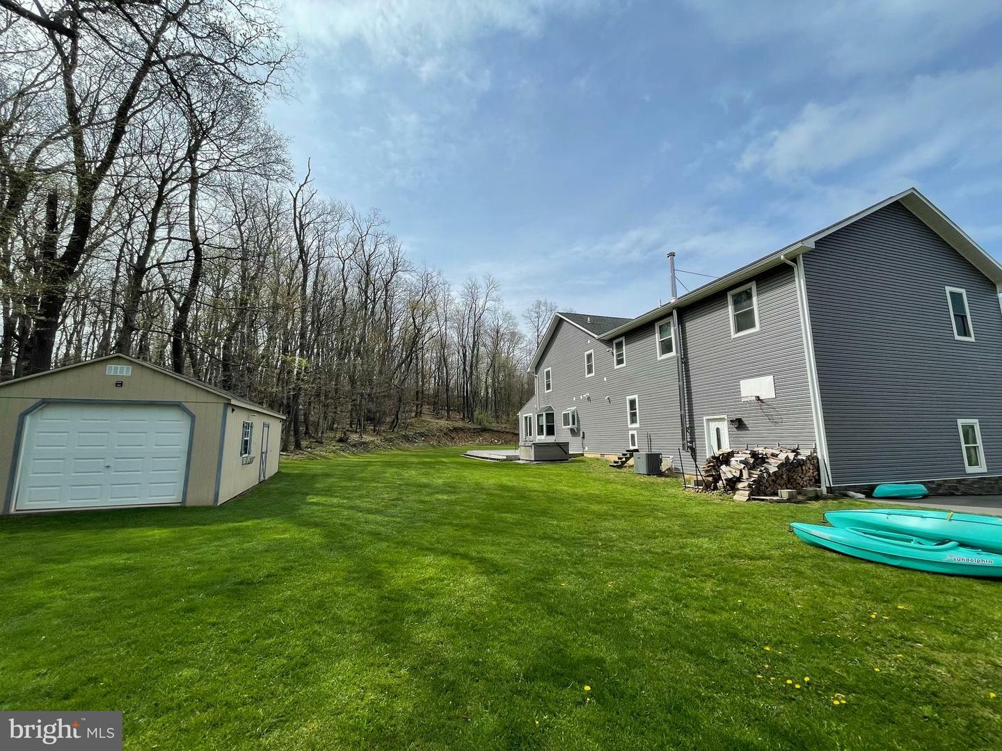 Property Photo: 121 Braddock Heights MD 21532