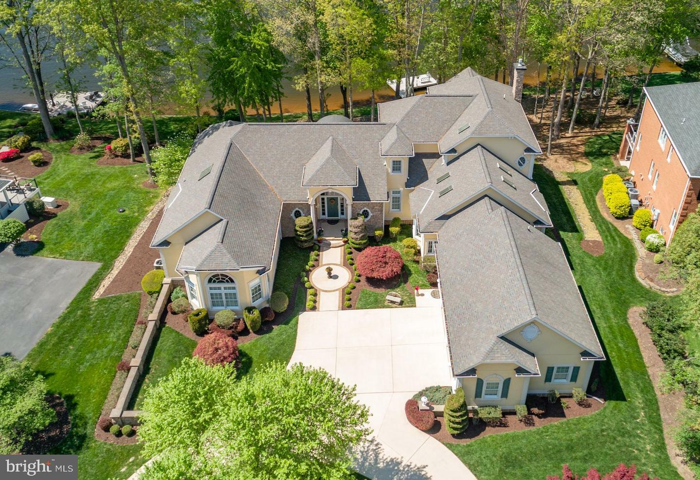 Property Photo:  11306 Stonewall Jackson Drive  VA 22551 