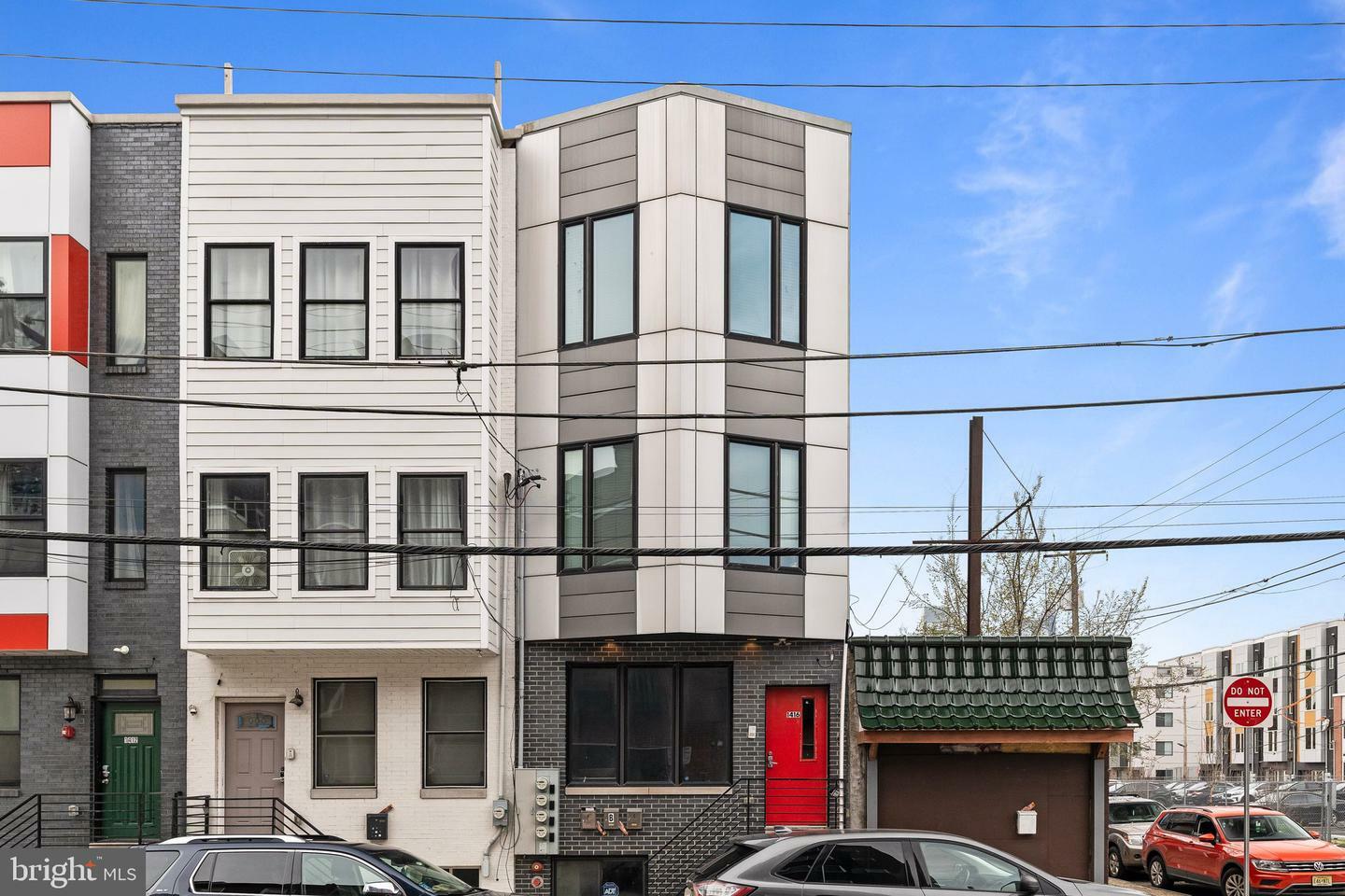 Property Photo: 1416 Parrish Street 3 PA 19130
