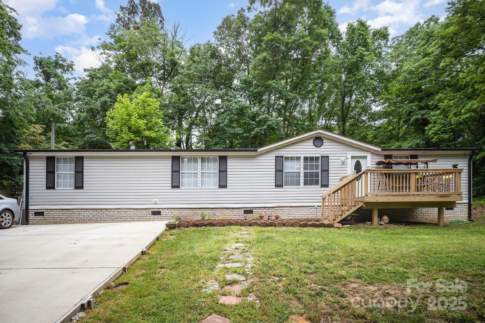 Property Photo: 114 Oakland Road NC 28012