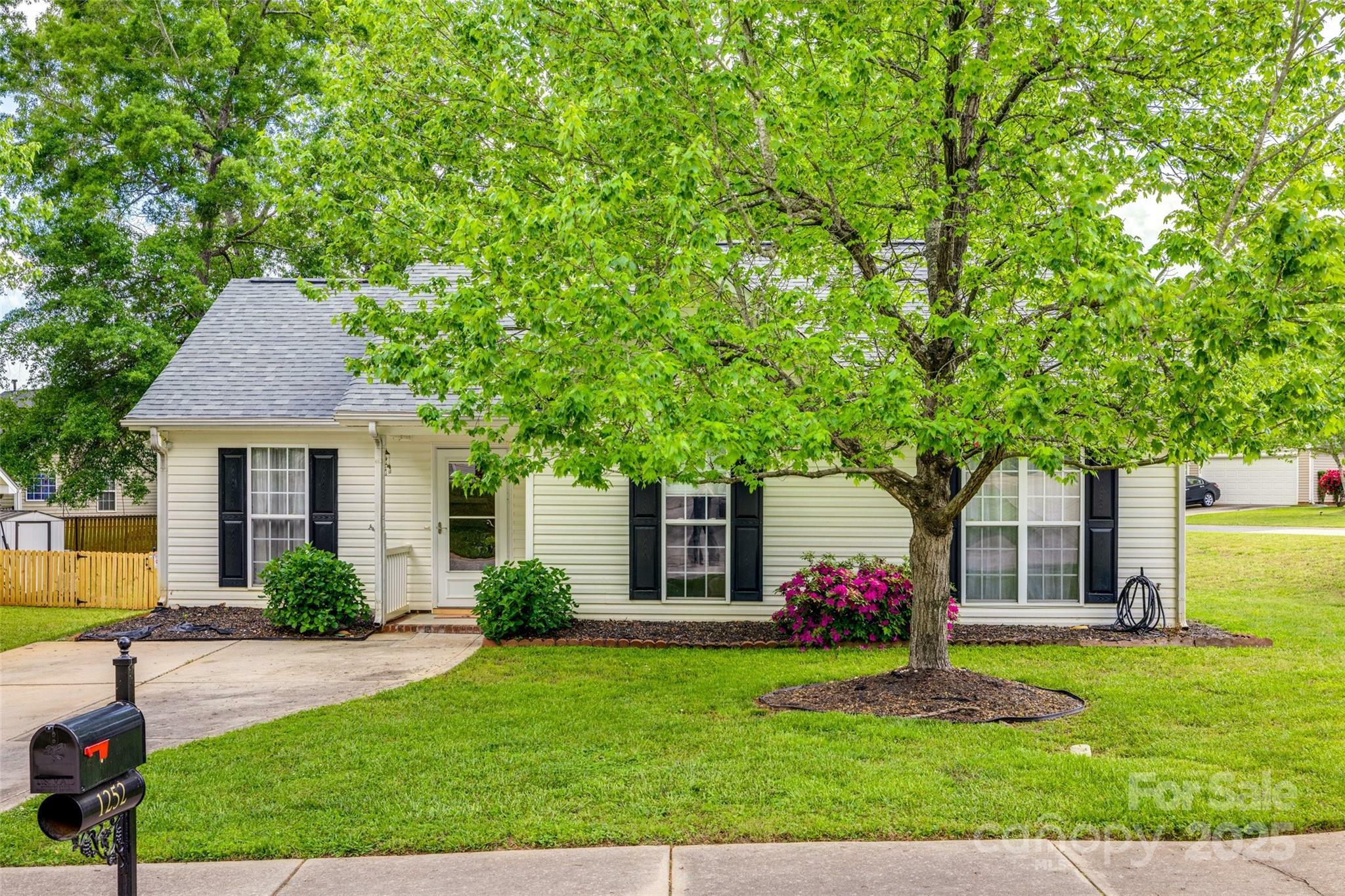 Property Photo: 1252 Spring View Court SC 29732